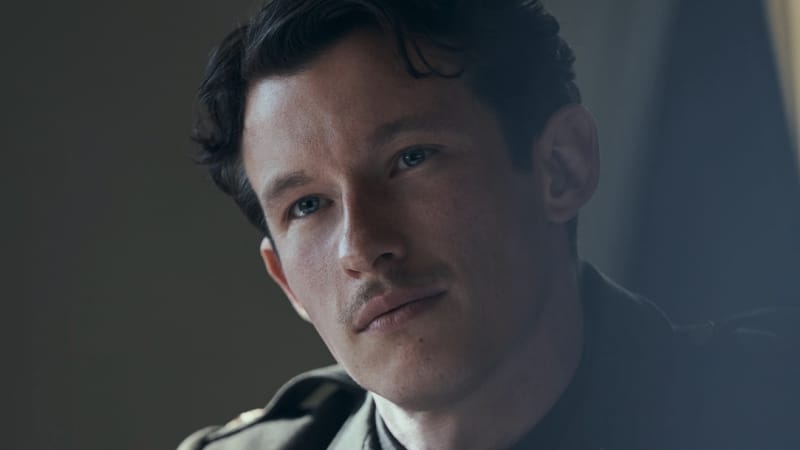 Callum Turner serait le favori pour devenir le prochain James Bond.