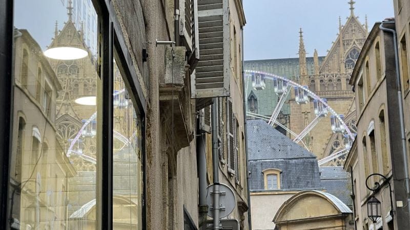 Je bois du vin de Messe loin de ma console