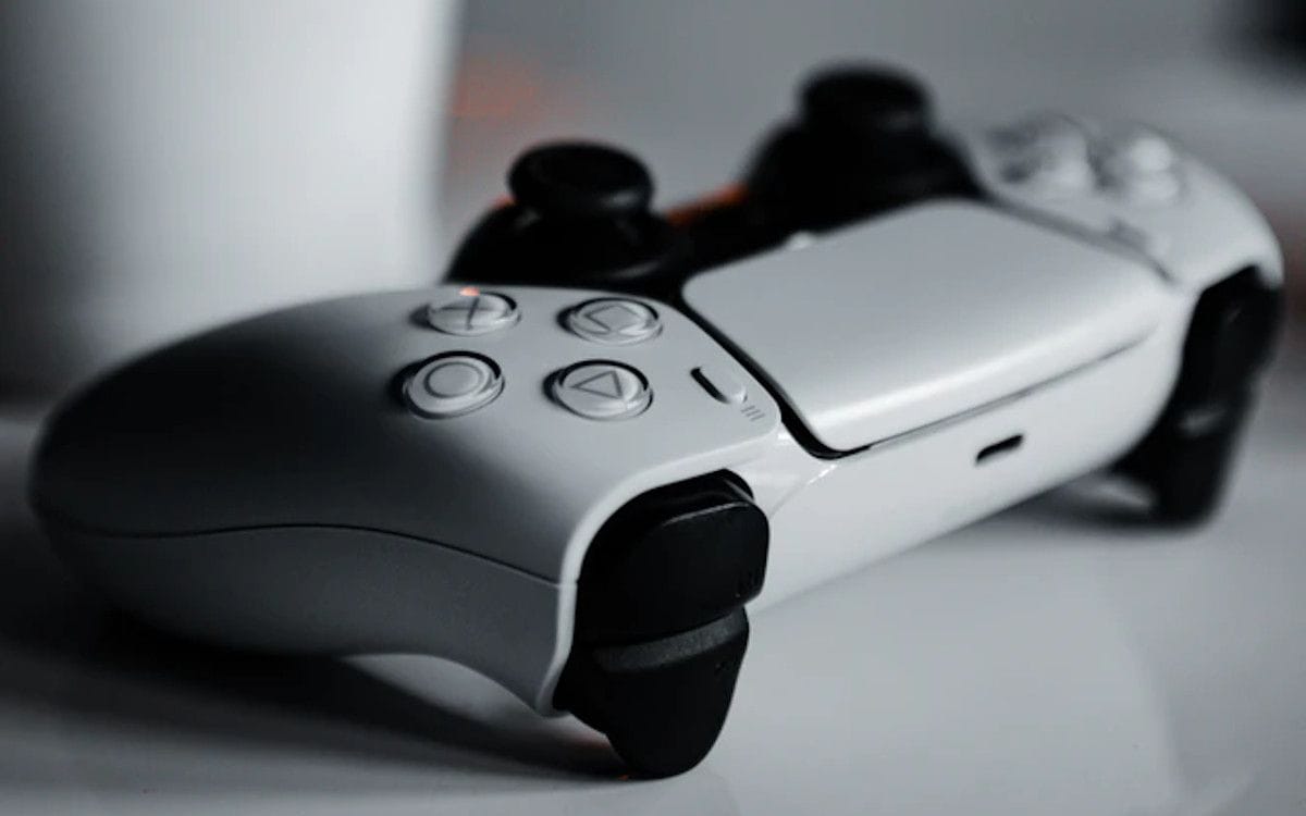 PS5 : la bêta du firmware simplifie la mise à jour des manettes