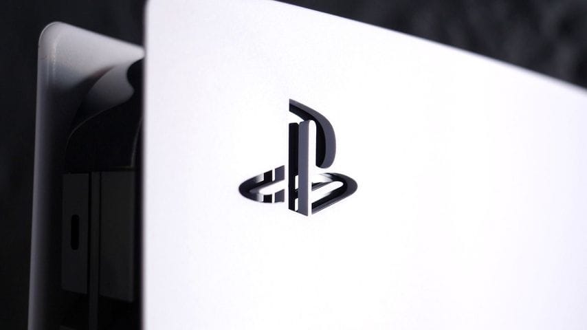 Matez mon matos - Test PS5 : avec la nouvelle PlayStation, un colosse entre dans l'arène