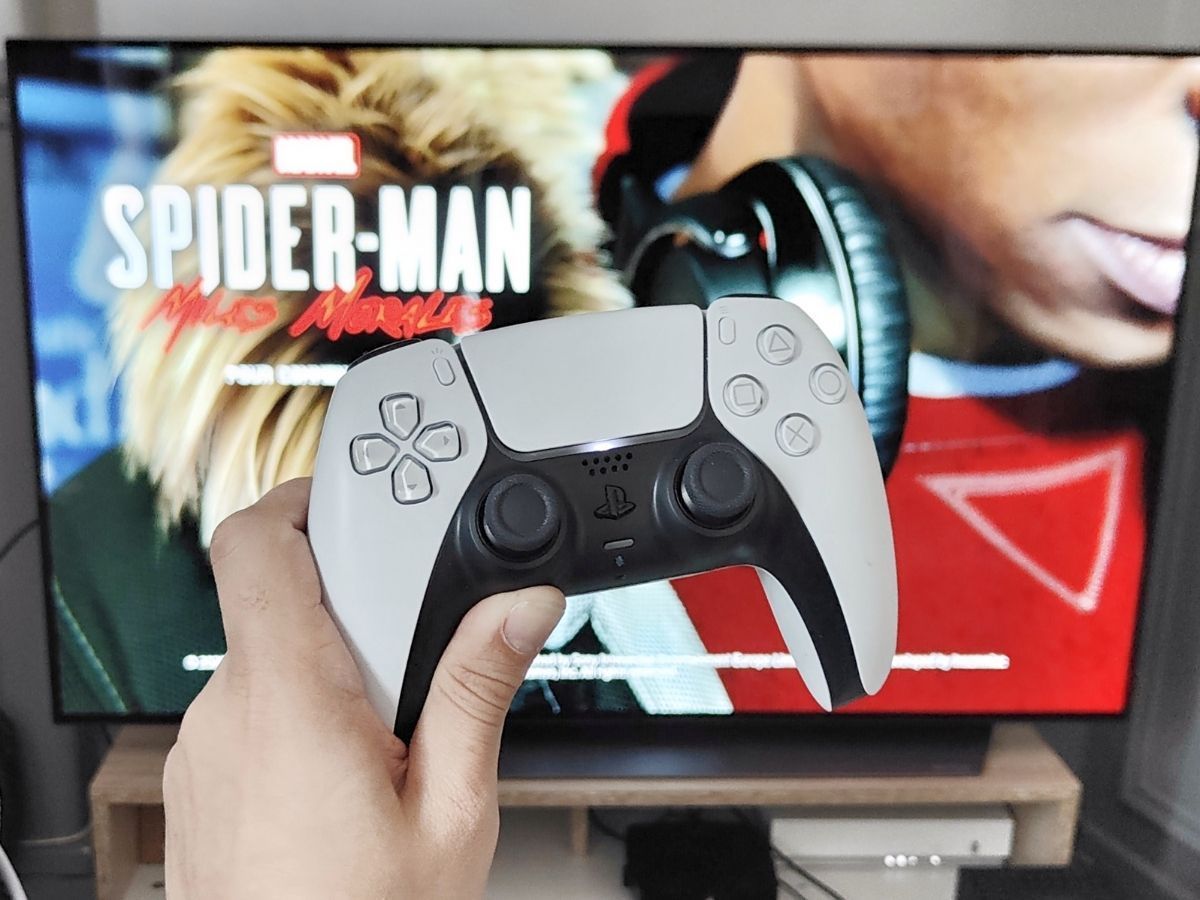 5 mois après sa sortie, la PlayStation 5 mérite t-elle vraiment qu'on lui court après ?  - CNET France