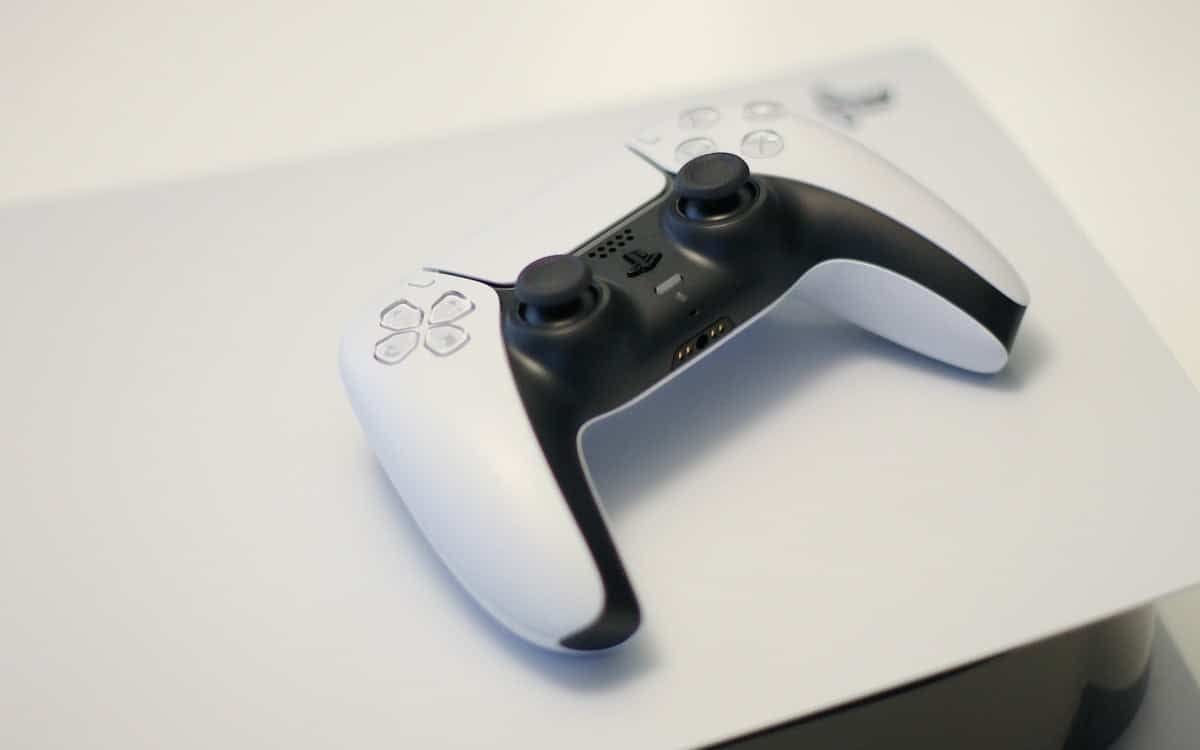 La PS5 est la console préférée des développeurs, devant la Nintendo Switch et la Xbox Series X