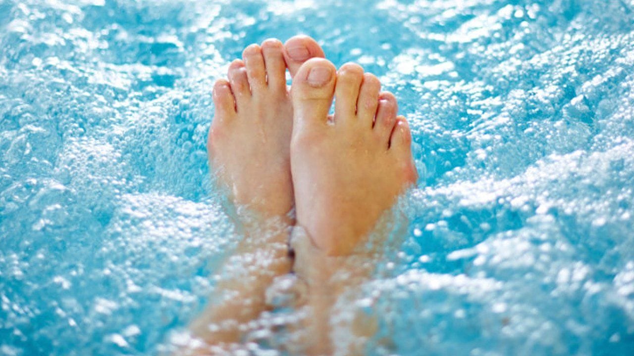 L'image du jour : Un jacuzzi PlayStation 1 de toute beauté - La grande classe