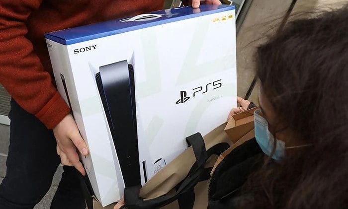 On va pouvoir acheter sa PS5 en direct des usines de Sony en France, explications