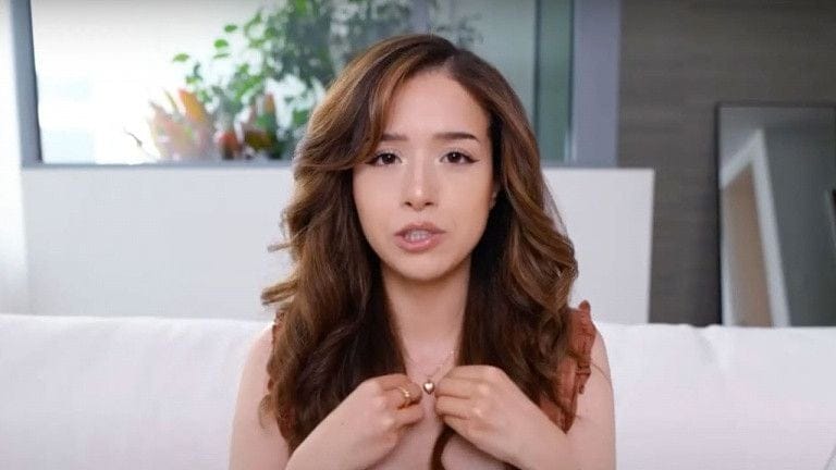 Pokimane jugée trop "hot" sur instagram ? La streameuse Twitch censurée.