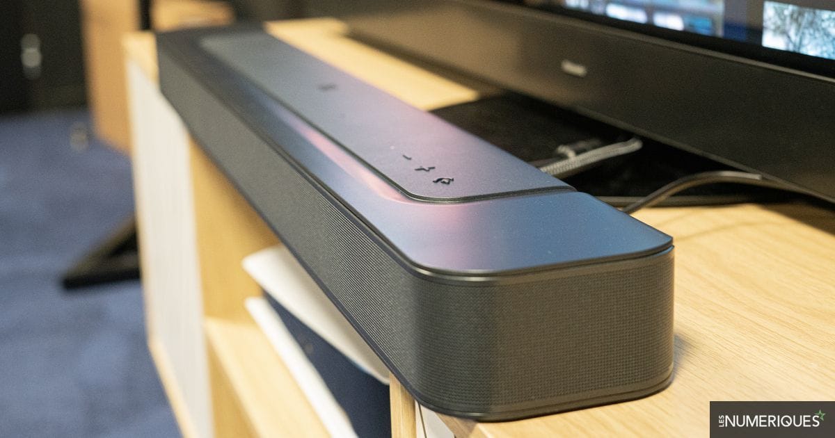 La JBL Bar 300 intègre notre guide des meilleures barres de son