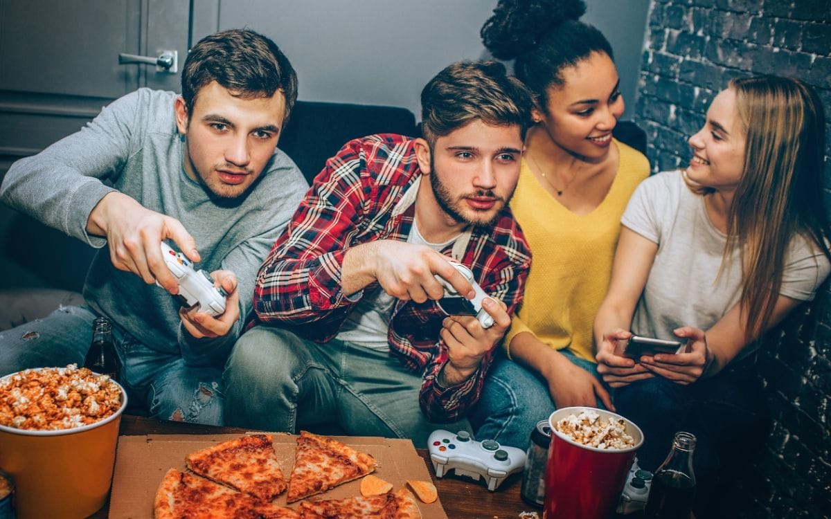 Le jeu vidéo permettrait de réduire le stress et le sentiment d'isolement, d'après ce sondage