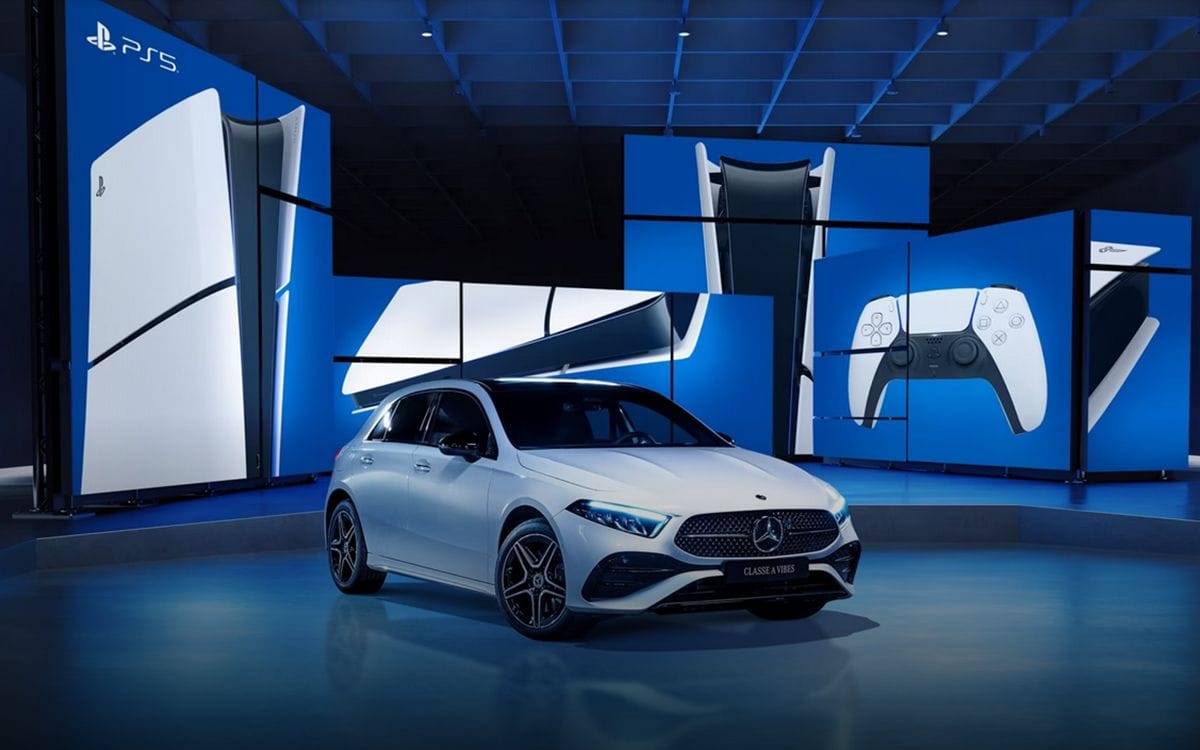 Fans de PlayStation 5, cette voiture en édition limitée est faite pour vous