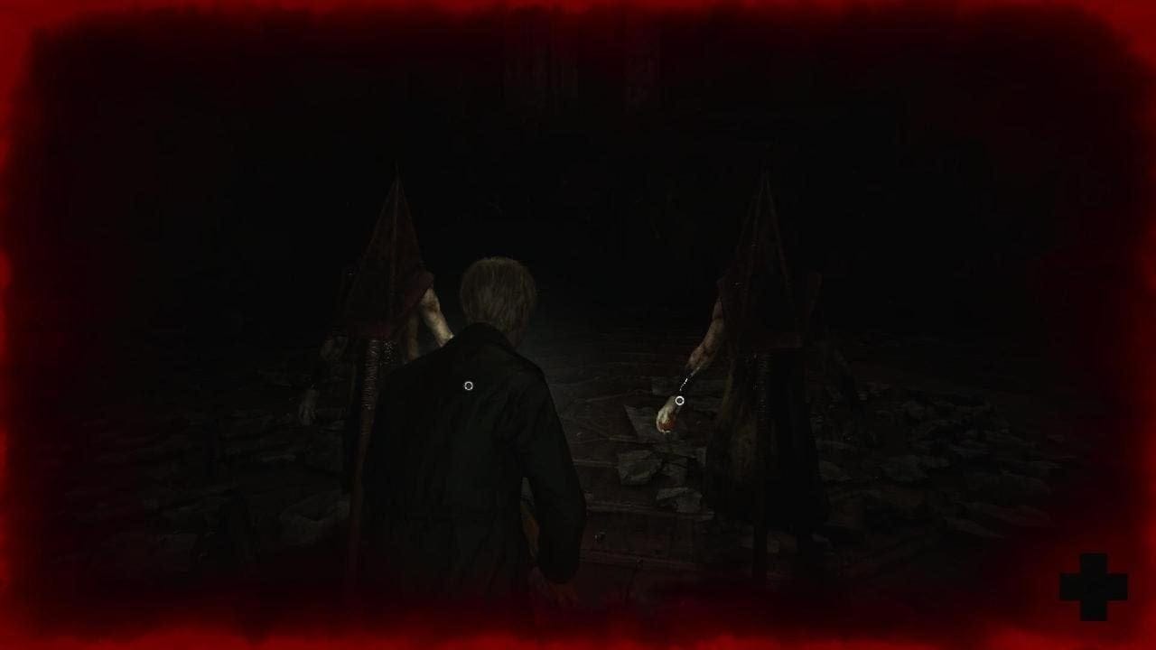 SILENT HILL 2 Les 2 PYRAMIDE HEAD VS TRONÇ