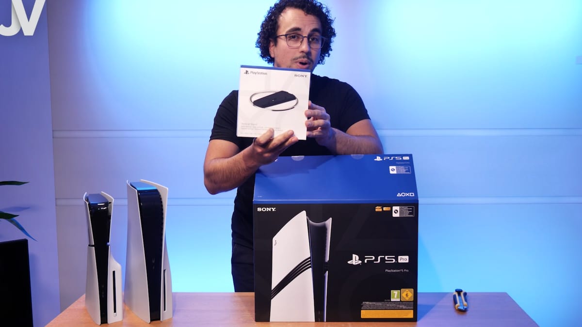 Unboxing PS5 Pro : on vous présente la nouvelle console de PlayStation en avant première !