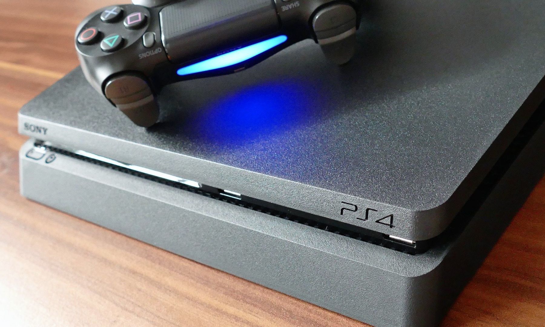 Alerte jeux gratuits : voici les titres offerts ce mois-ci pour les abonnés PlayStation Plus