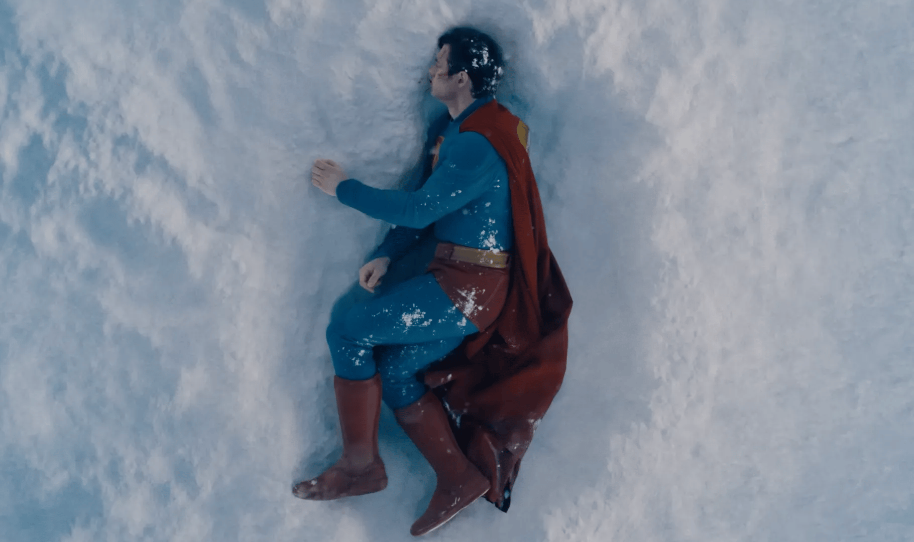 Regarde 4 minutes du film de James Gunn Superman
