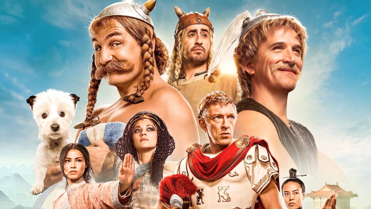 Astérix et Obelix l'empire du milieu est dispo sur Netflix, mais qui est cet acteur qui joue le pirate Barbe-Rouge ?