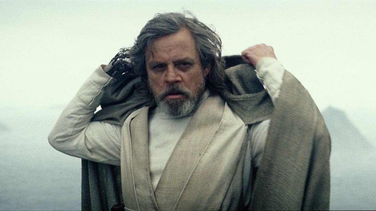 Star Wars : Mark Hamill a imaginé une histoire très sombre pour le retour de Luke Skywalker dans Les Derniers Jedi