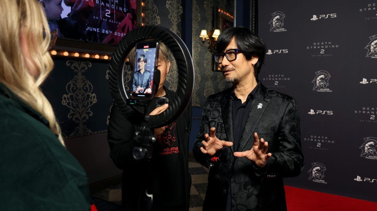 "Je suis comme Tom Cruise," explique Hideo Kojima, créateur de Death Stranding 2  "je veux continuer à créer jusqu'à ma mort"