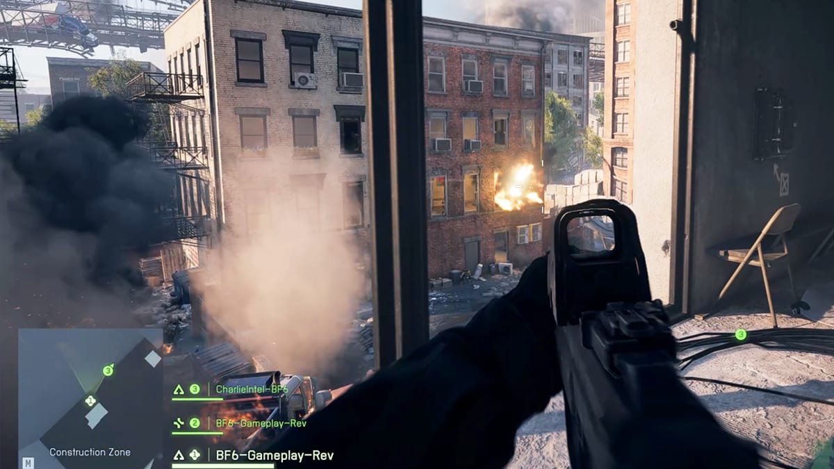 Gameplay multi de Battlefield 6 : un Deathmatch en équipe complète sur la carte Empire State