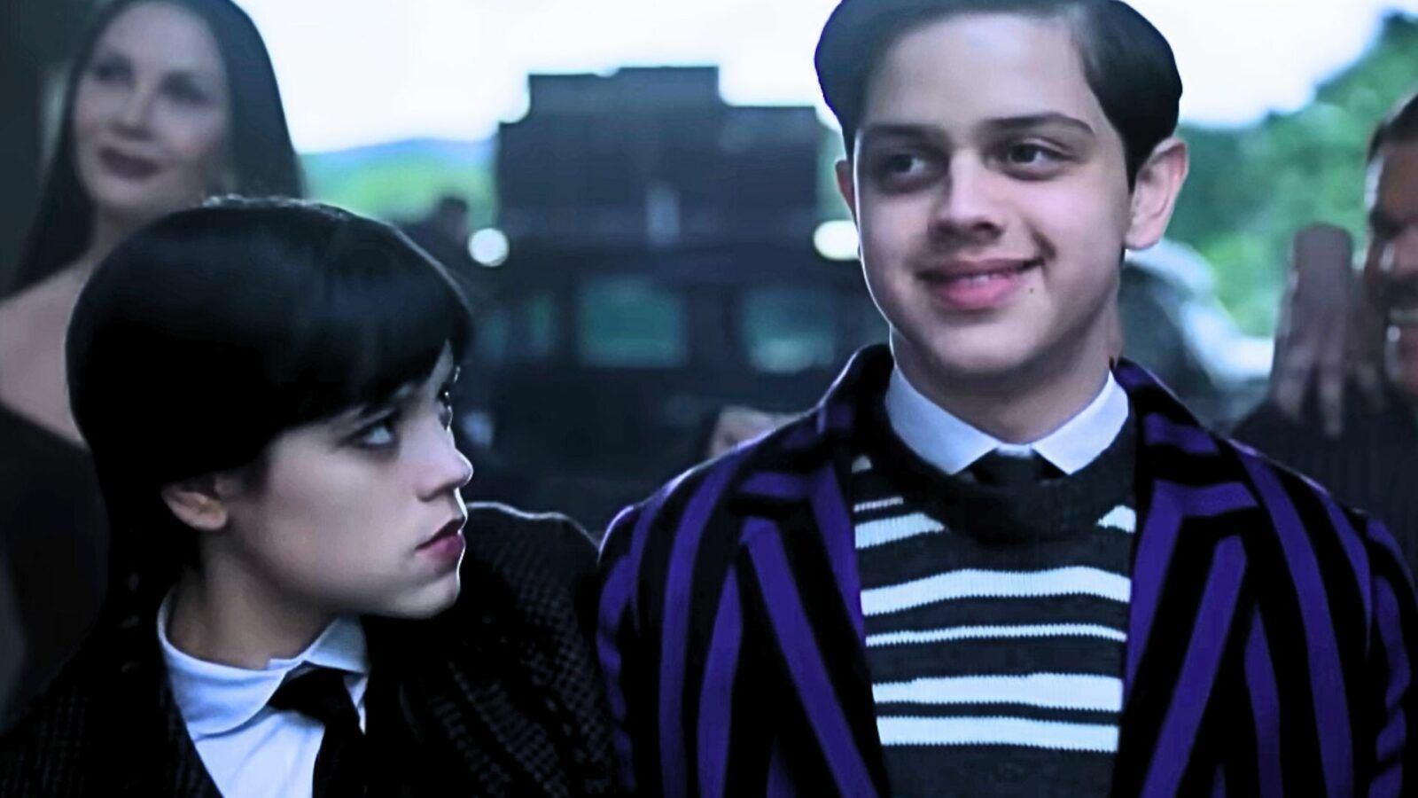 Mercredi saison 2 : le problème qui frappe Pugsley… et toutes les séries Netflix