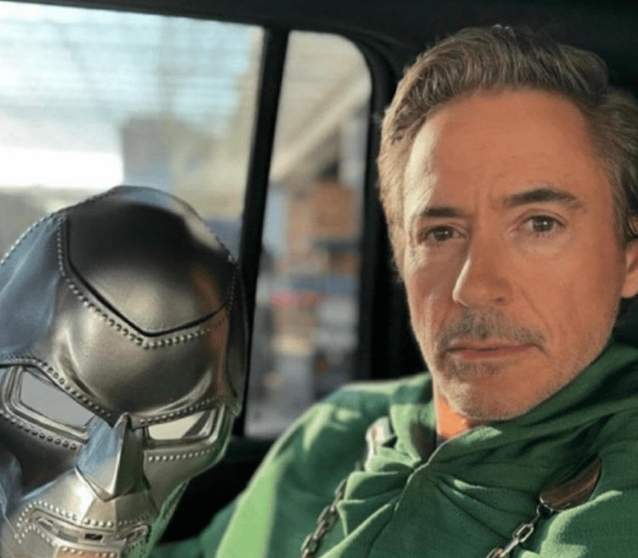 Simu Liu évoque le rôle sombre de Doctor Doom joué par Downey Jr.