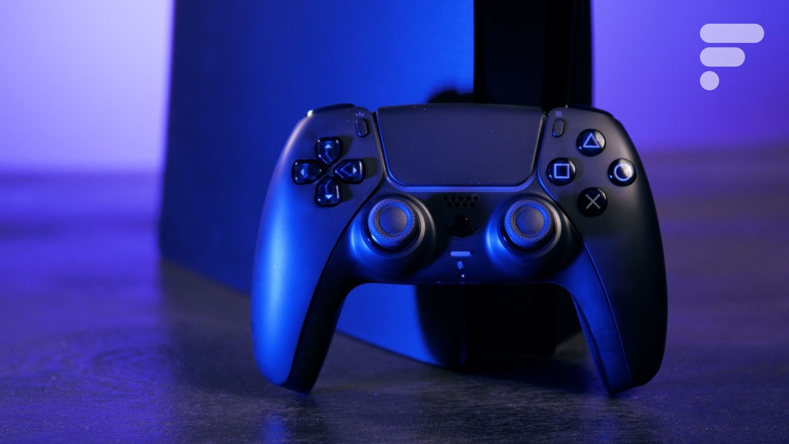 Difficile de résister à la manette DualSense pour PS5 avec une telle promo sur ce beau coloris noir