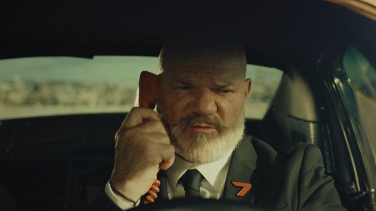 Call of Duty Black Ops 7 : Philippe Etchebest sort de sa brigade pour entrer dans une autre... Le FPS concurrent de Battlefield 6 sort les couteaux (de cuisine) !