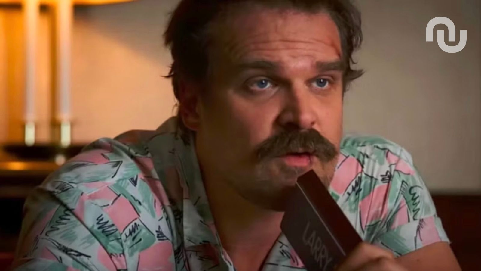 Une star de Stranger Things a porté plainte contre David Harbour pour harcèlement