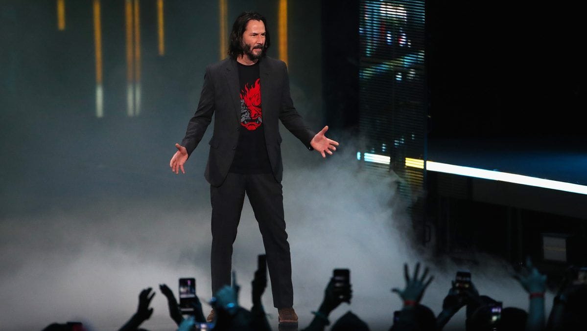 "Contacte-moi"  —  Mike Pondsmith, le créateur de Cyberpunk, assure à Keanu Reeves qu’il a des moyens de faire revenir Johnny Silverhand d’entre les morts pour Cyberpunk 2