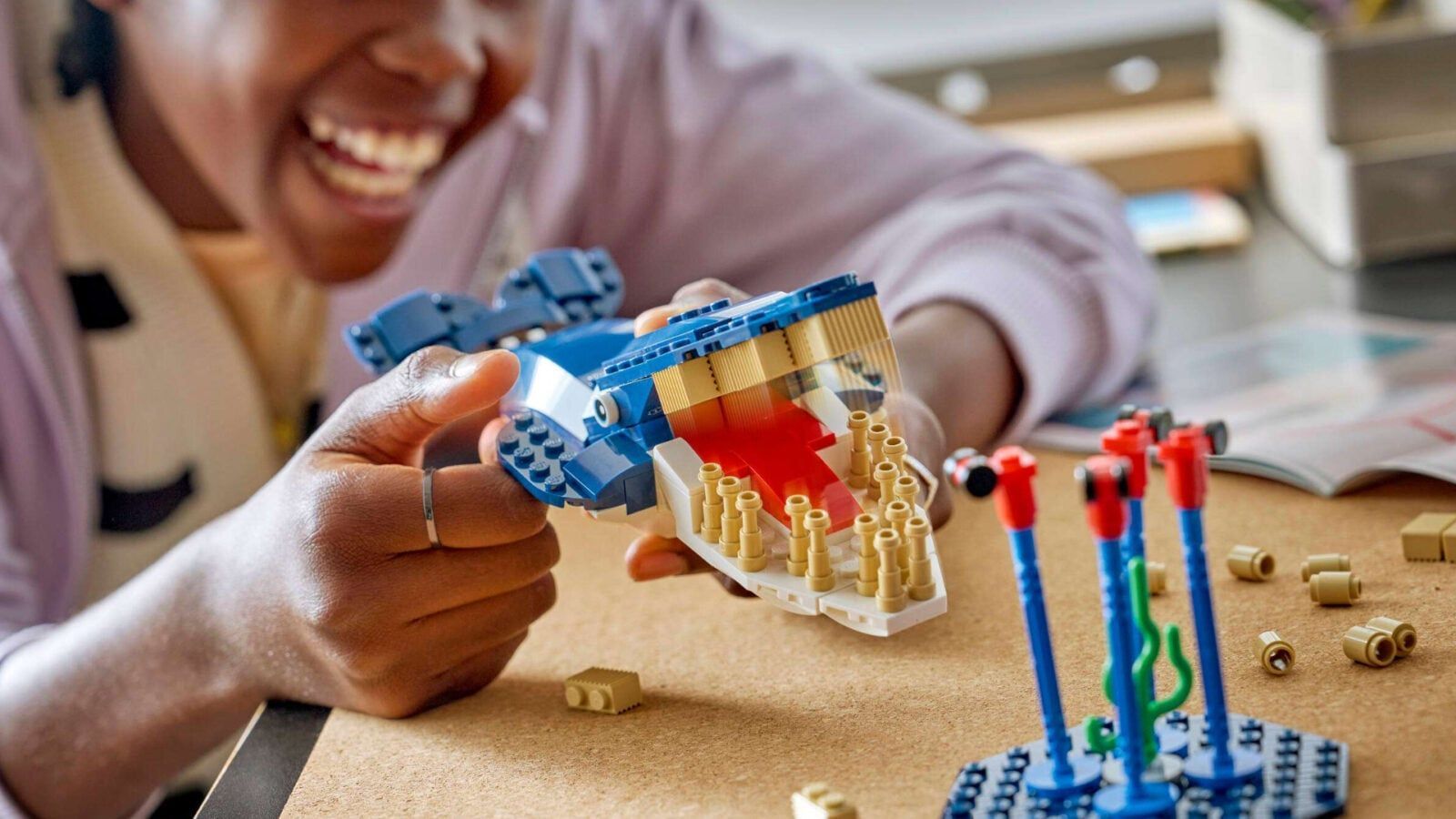 Les nouveaux sets LEGO Education font entrer la science à la maison