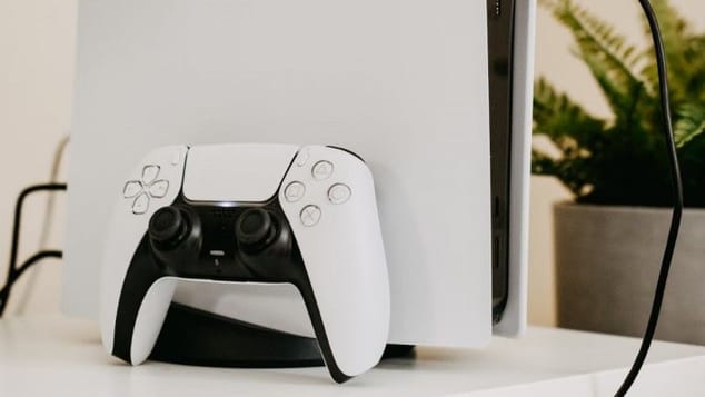 Les 7 meilleurs jeux vidéo sur PS5 enfin pas chers pendant les soldes !