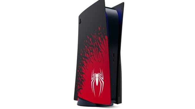 La PS5 revêt le costume de Spiderman à l'occasion de la sortie de Marvel’s Spider-Man 2