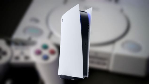 Une PS5 officielle aux couleurs de la première PS1 ? Oui, elle existe, mais en un seul exemplaire. Son propriétaire devrait vous dire quelque chose…