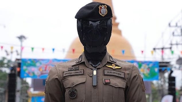 La Thaïlande sort son « RoboCop » dopé à l'IA