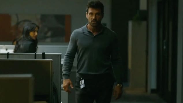 Frank Grillo ne voulait pas faire la danse d'introduction de Peacemaker